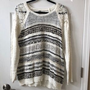 Multicolored sweater top